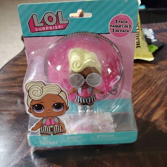 NEW IN BOX LOL COLLECTIBLE FUNKY DOLL - Picture 2 of 3